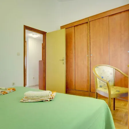 Ulika Apartman